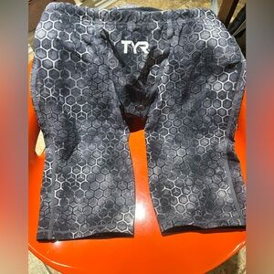TYR Men’s Tech Swim Suit Jammers Bottoms Sz 28